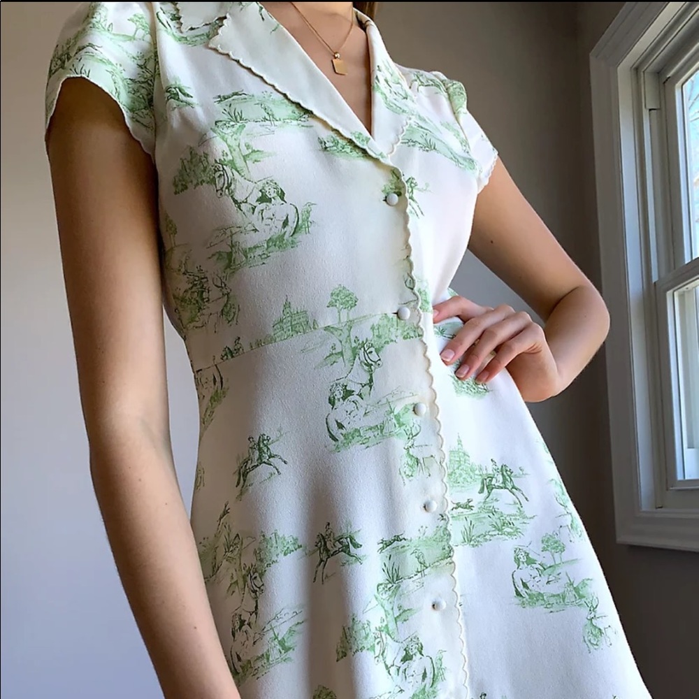 Aritzia Sunday best vida dress